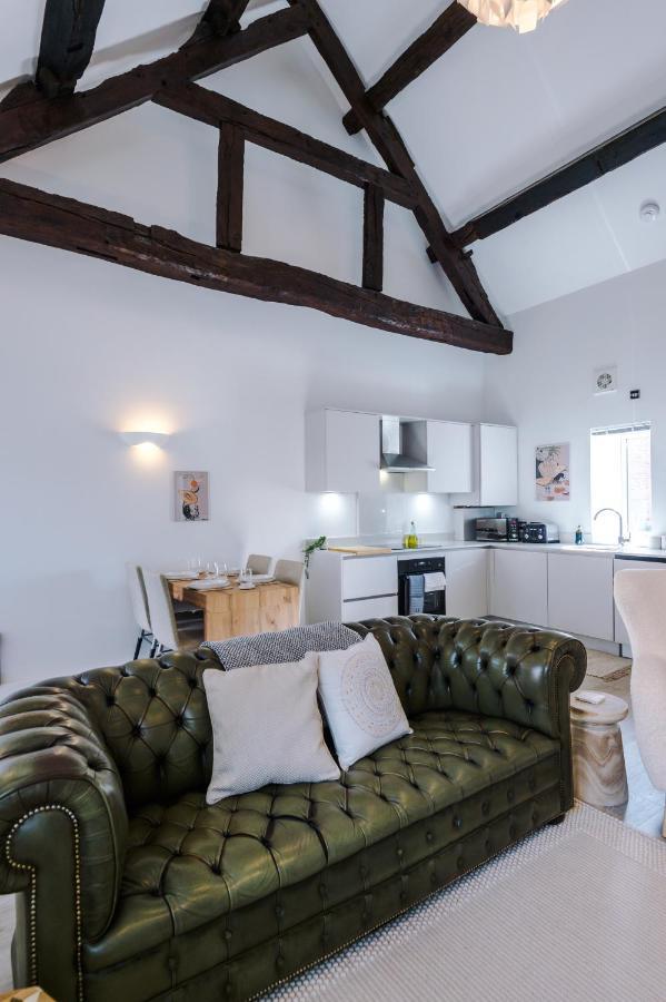 Wild Drive Chester - Stunning Cottage Just Minutes From Chester And Zoo Exterior photo